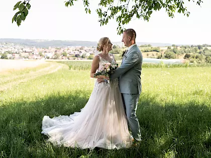 Sommerhochzeit in Schwäbisch Gmünd mit emotionalen Bildern