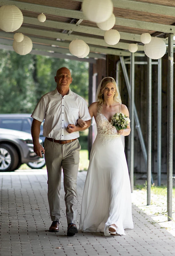 Einzug der Braut zur freien Trauung in Göppingen