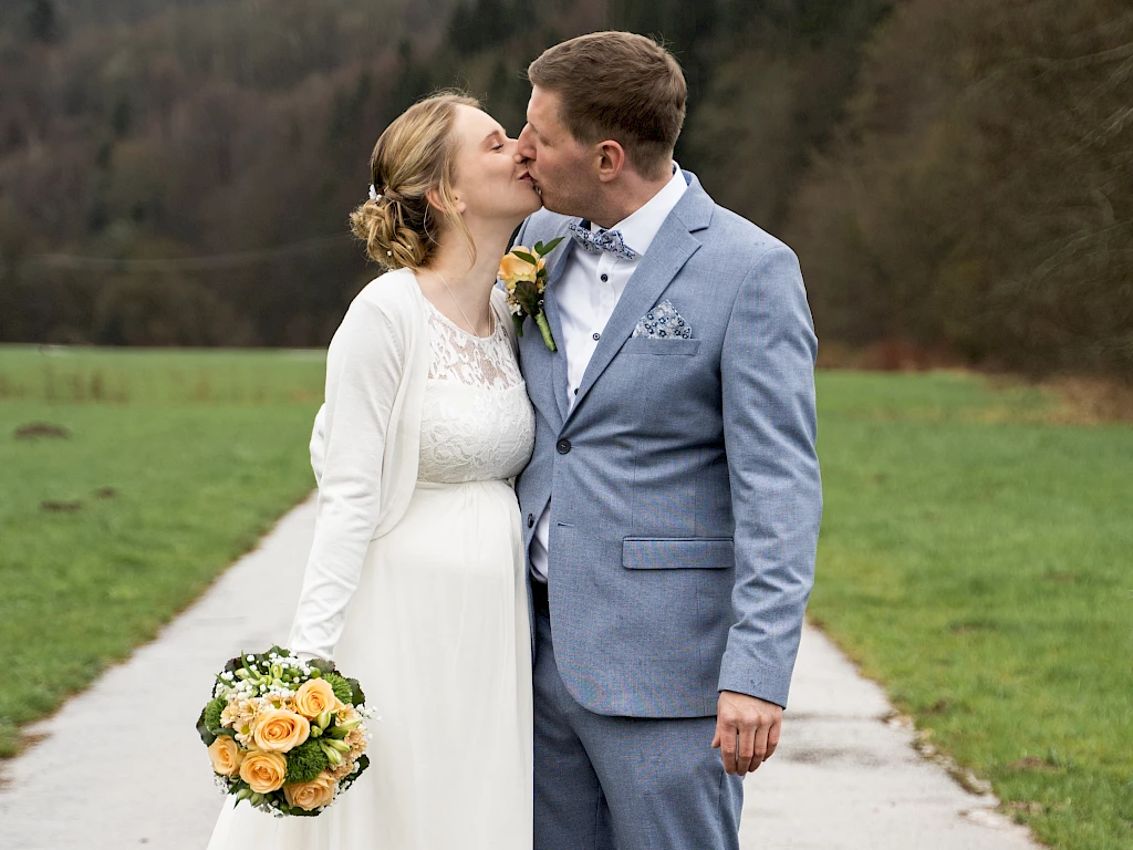 Brautpaar beim Brautpaarshooting in Schwäbisch Gmünd