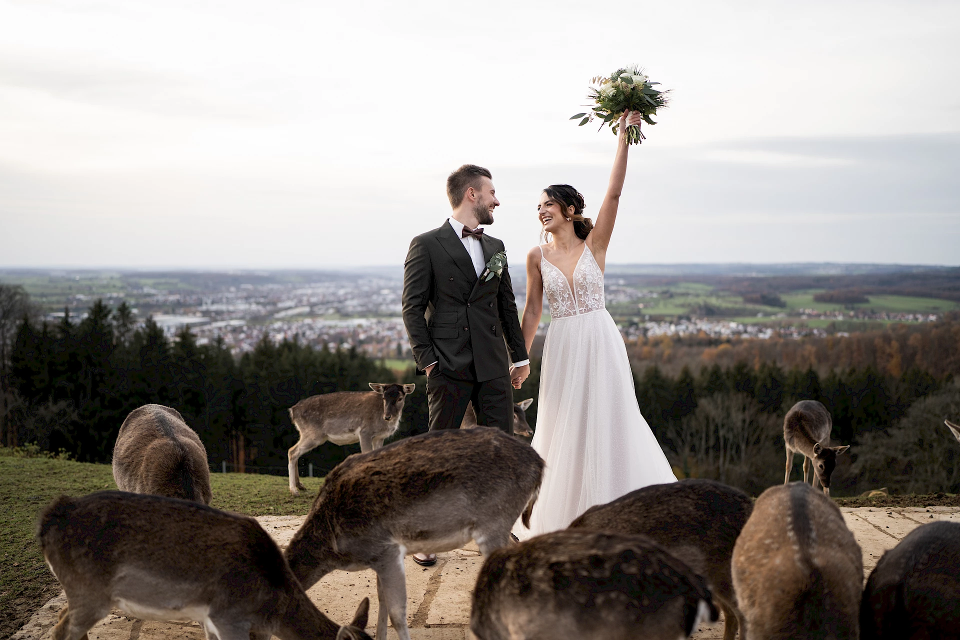 Märchenhaftes Brautpaarshooting im Rehgehege Burg Staufeneck